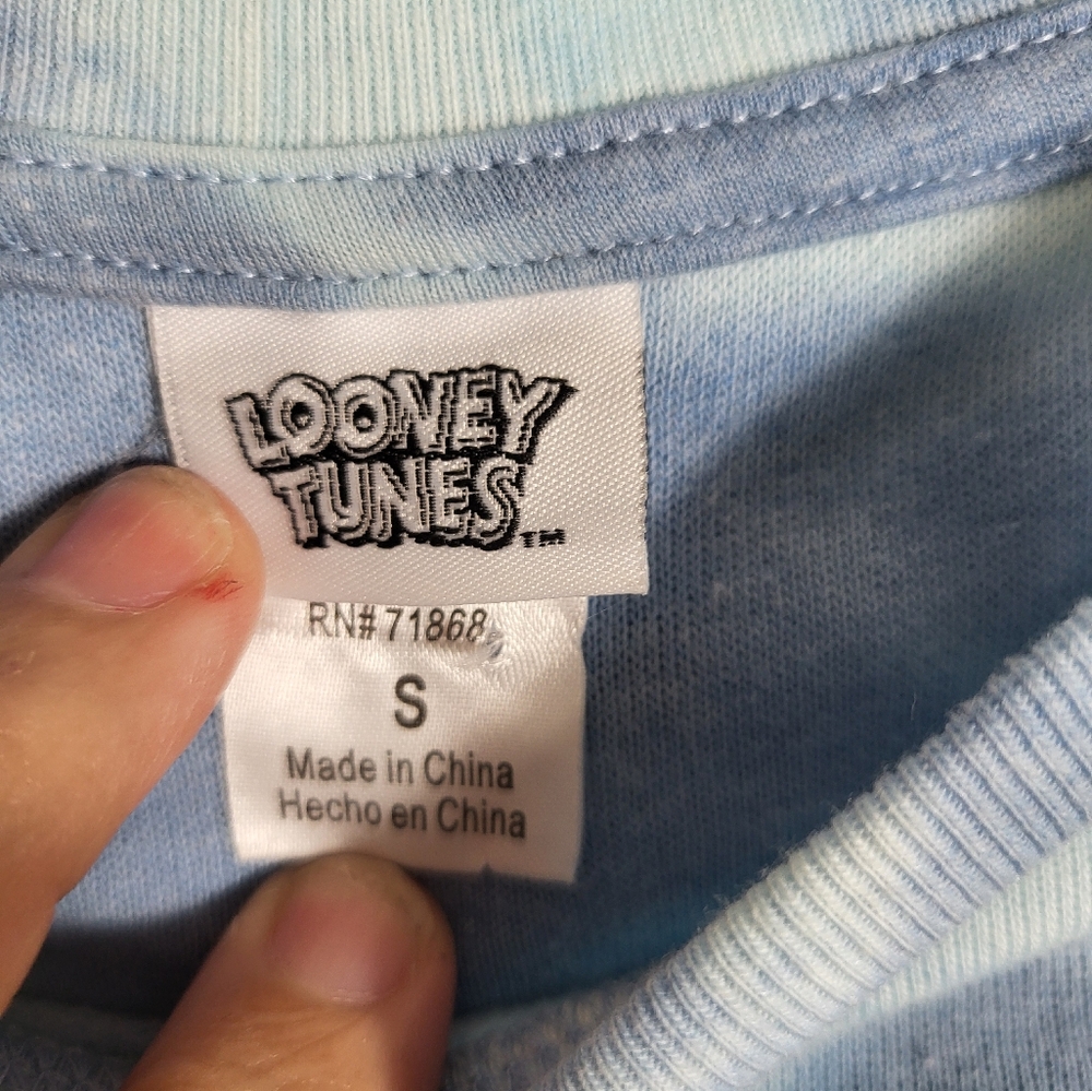 Looney Tunes blue tie dye "Tweety Bird" sweatshirt women's S #2317 - Picture 2 of 5